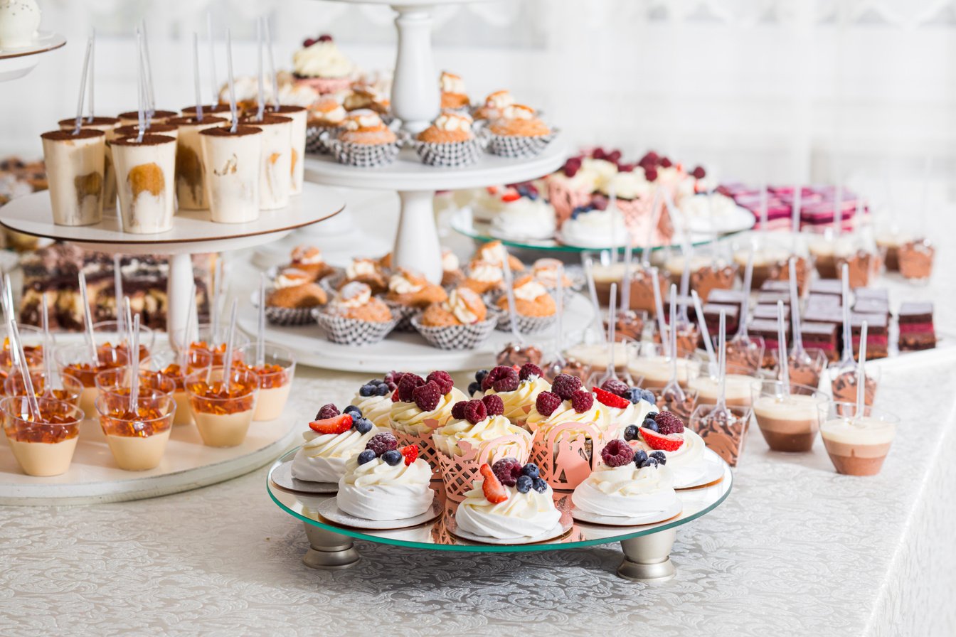 The Amazing Dessert Table for a Luxury Party